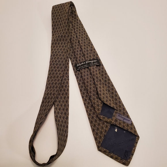 Salvatore Ferragamo Gray Green Geometric Silk Tie Made in Italy - Picture 7 of 7